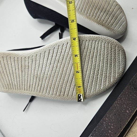 Allbirds shoes size 8 - Picture 10 of 12